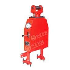 9、吊升液缸装置